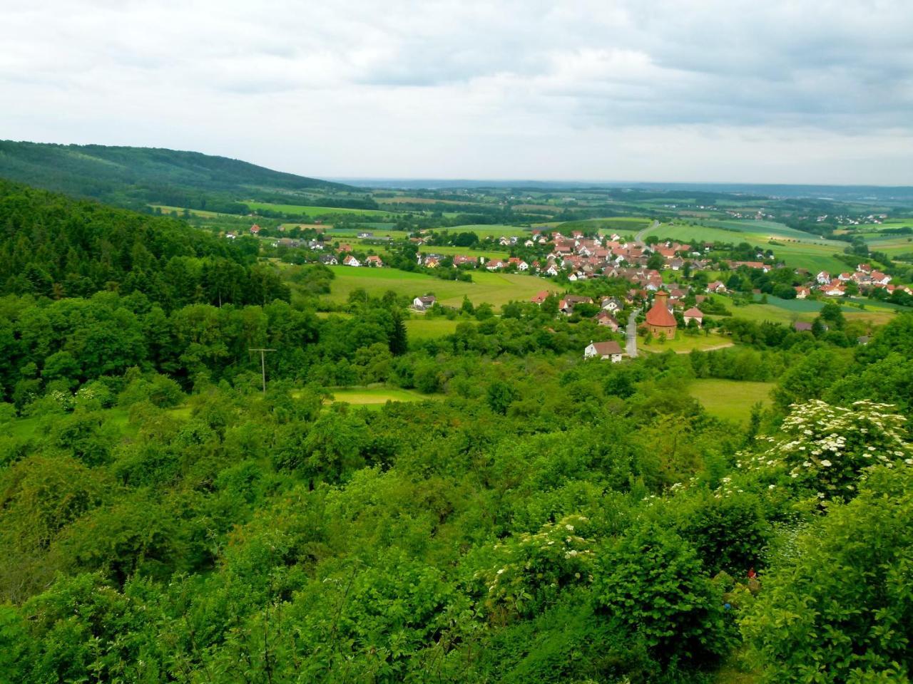 Berg-Gasthof Hoetzelein Kunreuth Екстер'єр фото